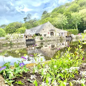 Les Moulins Du Duc Hotel